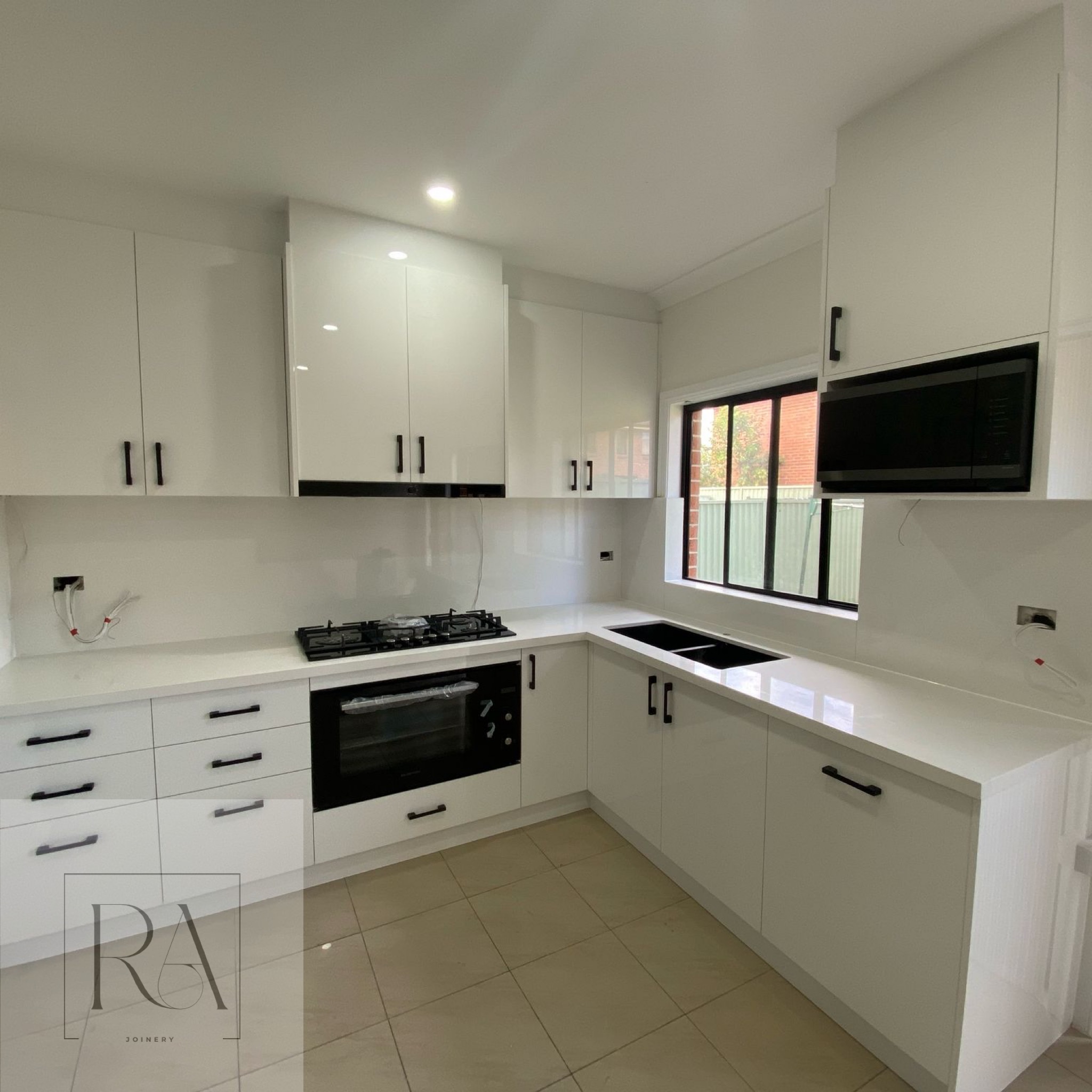 Kitchen Commission 8